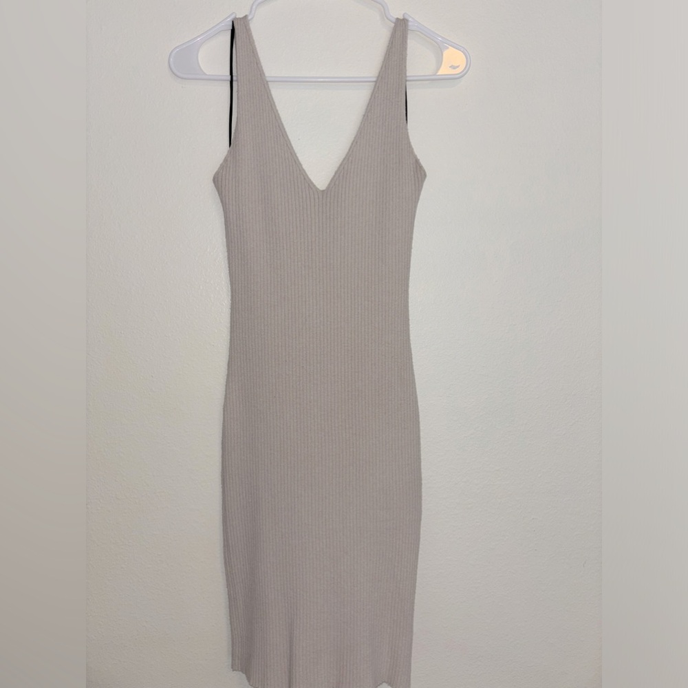 Fiestar Beige Ribbed Midi dress